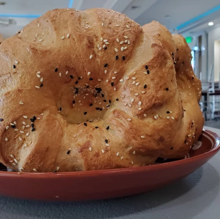 Fresh Uzbek bread at Oasis